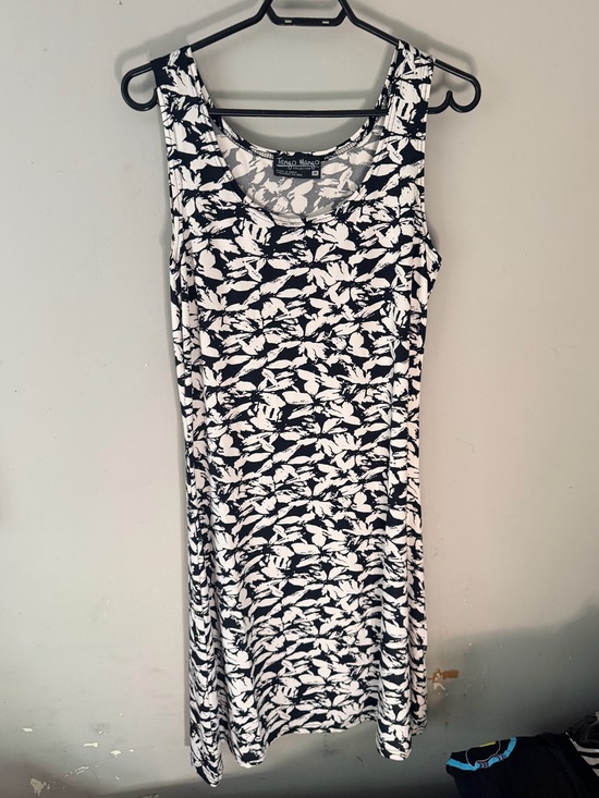 Tango Mango Dresses & Skirts - Vintage Tango mango dress floral abstract